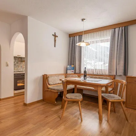 Appartamento Romantica-5 By Interhome